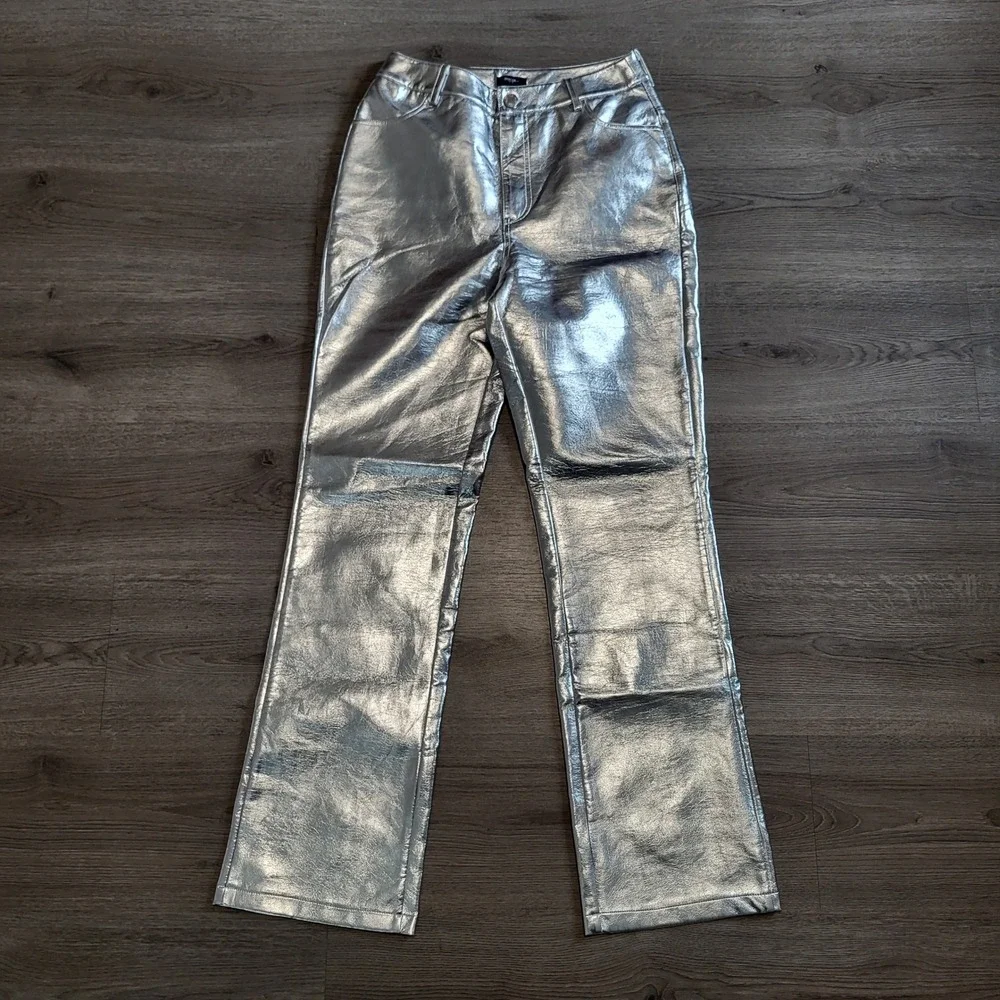 Nasty Gal Silver Metallic‎ Faux Leather Star Bum Patch Western Concert Pants 6